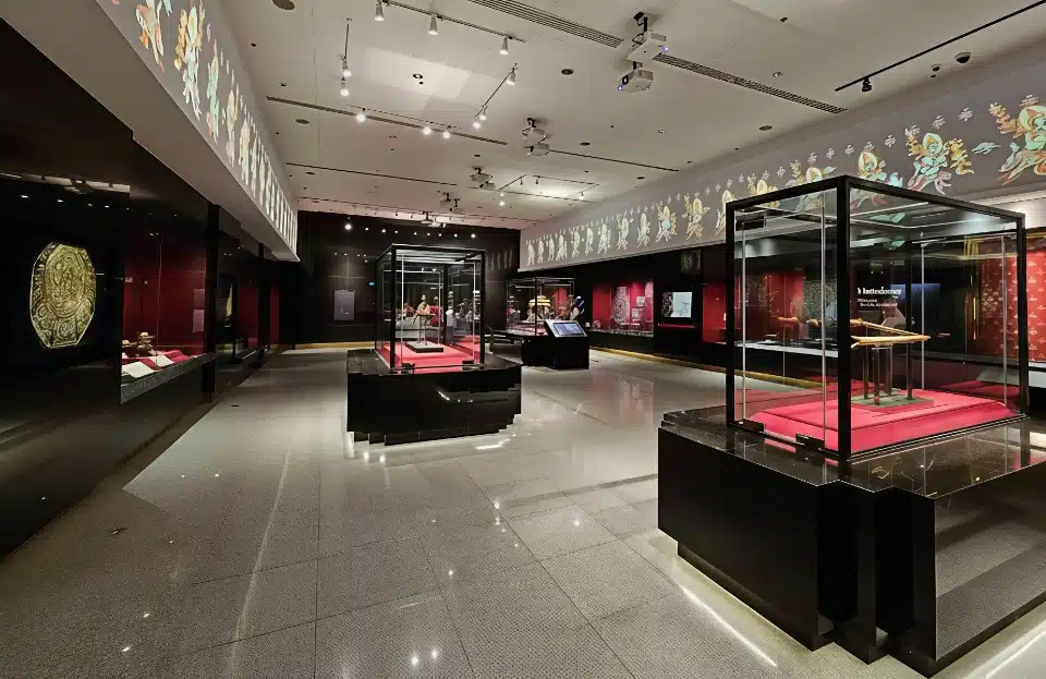 Chao Sam Phraya Ayutthaya Best Museum