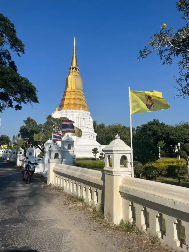 Phra Chedi Si Suriyothai Temple
